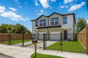 4630 Edfield St, Houston, TX 77033 - Photo 1