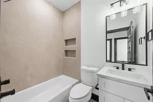 4630 Edfield St, Houston, TX 77033 - Photo 12
