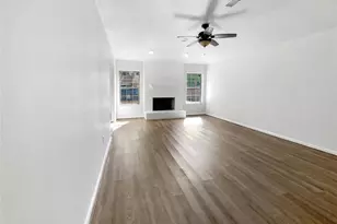 16126 Spinnaker Dr, Crosby, TX 77532 - Photo 2