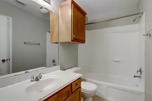 13834 Rolling River Ln, Houston, TX 77044 - Photo 16