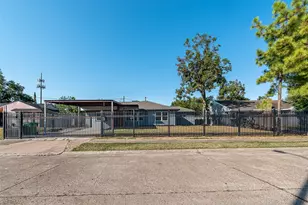 8658 Sonneville Dr, Houston, TX 77080 - Photo 38