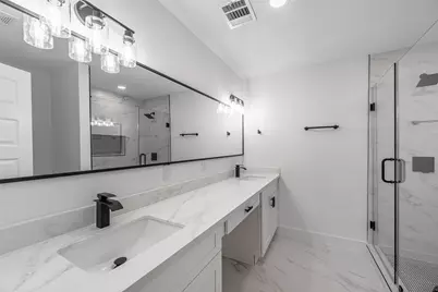 8658 Sonneville Drive, Houston, TX 77080 - Photo 24
