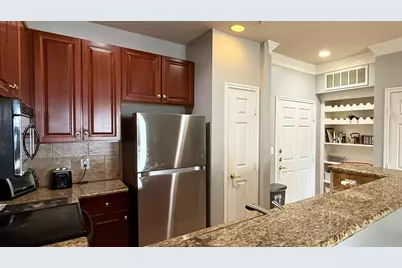 2400 McCue Road #452, Houston, TX 77056 - Photo 16