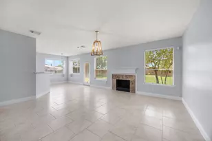 2430 Waterwood Dr, Sugar Land, TX 77479 - Photo 6