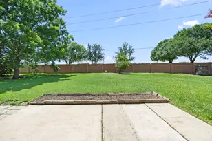 2430 Waterwood Dr, Sugar Land, TX 77479 - Photo 36