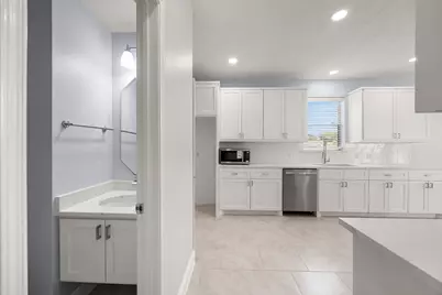 2430 Waterwood Drive, Sugar Land, TX 77479 - Photo 14