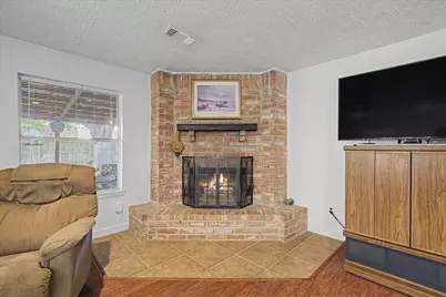 4922 Valley View Drive, La Porte, TX 77571 - Photo 12