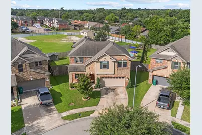16551 Winthrop Bend Drive, Houston, TX 77084 - Photo 2