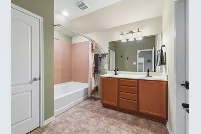 16551 Winthrop Bend Drive, Houston, TX 77084 - Photo 24