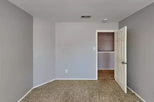 2203 Shady Birch Dr, Conroe, TX 77301 - Photo 16