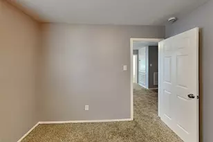 2203 Shady Birch Dr, Conroe, TX 77301 - Photo 12