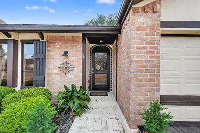 11939 Brook Meadows Lane, Stafford, TX 77477 - Photo 4