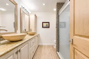 1939 Wycliffe Dr, Houston, TX 77043 - Photo 16