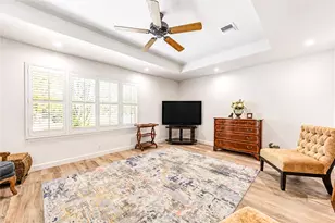 1939 Wycliffe Dr, Houston, TX 77043 - Photo 6
