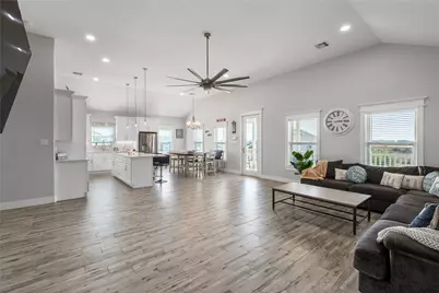 18035 Shaman Drive Drive, Galveston, TX 77554 - Photo 2