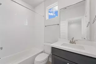 2708 Grand Fountains Dr, Houston, TX 77054 - Photo 24