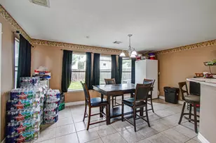 9915 Victoria Grove Ln, Houston, TX 77075 - Photo 16