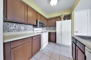 10630 Westbrae Pkwy, Houston, TX 77031 - Photo 8