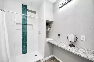 623 Medina St, Houston, TX 77012 - Photo 28