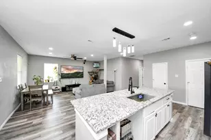 623 Medina St, Houston, TX 77012 - Photo 6