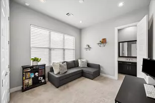 2410 Couch St, Houston, TX 77008 - Photo 14
