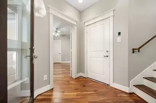 1107 Studer St, Houston, TX 77007 - Photo 4