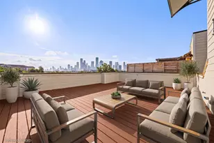1107 Studer St, Houston, TX 77007 - Photo 1