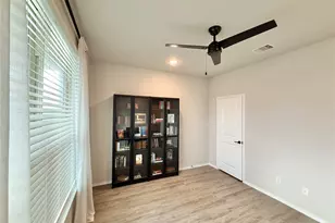 13051 Clear View Dr, Willis, TX 77318 - Photo 34