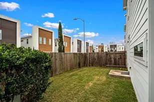 5511 Paraiso Pl, Houston, TX 77091 - Photo 2