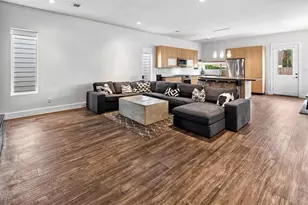 5511 Paraiso Pl, Houston, TX 77091 - Photo 8