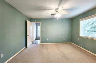 12 Kings Row, Houston, TX 77069 - Photo 8