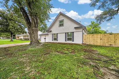 4114 Hill Oak Drive, Houston, TX 77092 - Photo 10