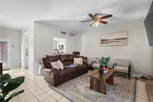 11710 Southlake Dr, Houston, TX 77077 - Photo 10