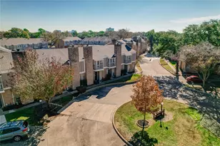 11710 Southlake Dr, Houston, TX 77077 - Photo 1