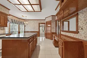 1010 Mill Valley Dr, Sugar Land, TX 77498 - Photo 26