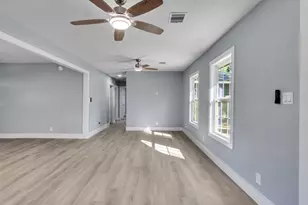 1009 Ruby Ln, Orange, TX 77630 - Photo 12