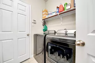 1922 Makenna Ln, Houston, TX 77049 - Photo 14