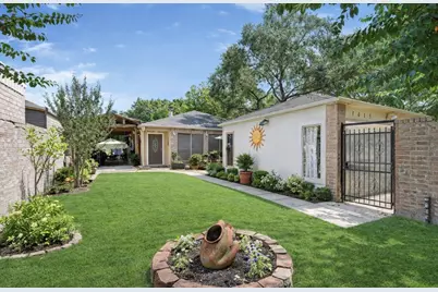 7415 San Simeon Drive, Houston, TX 77083 - Photo 2