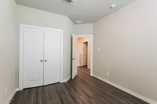 18334 W Centro Cir, Shenandoah, TX 77385 - Photo 12