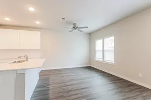 18334 W Centro Cir, Shenandoah, TX 77385 - Photo 4