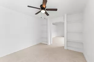 2829 Timmons Ln, Houston, TX 77027 - Photo 8