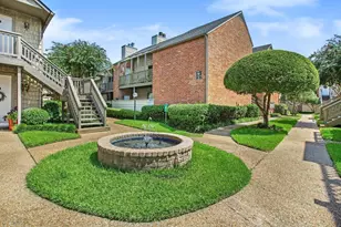 2829 Timmons Ln, Houston, TX 77027 - Photo 1