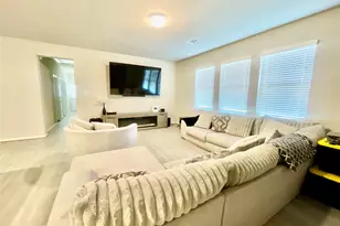 10406 Milford Woods Ln, Tomball, TX 77375 - Photo 4