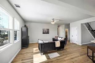 427 Shoreview Dr, Conroe, TX 77303 - Photo 14