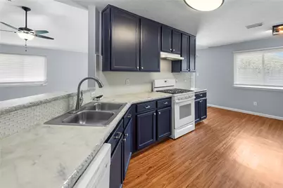 1735 Oak Ridge Drive, Kemah, TX 77565 - Photo 4