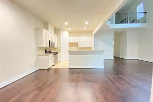 9510 S Cedarpost Square St, Houston, TX 77055 - Photo 6