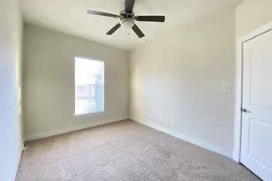 9510 S Cedarpost Square St, Houston, TX 77055 - Photo 34