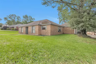 445 Augusta Drive, Huntsville, TX 77340 - Photo 4