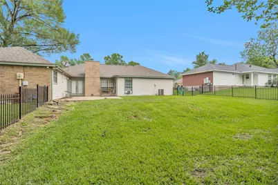 445 Augusta Drive, Huntsville, TX 77340 - Photo 38