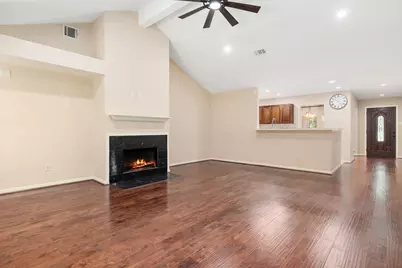 8227 Squires Place Drive, Houston, TX 77083 - Photo 6